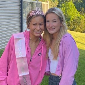 Meet your Posher, Riley